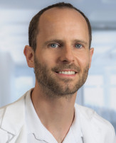 Dr. Christian Trockenbauer, Oberarzt an der Abteilung für Lungenkrankheiten