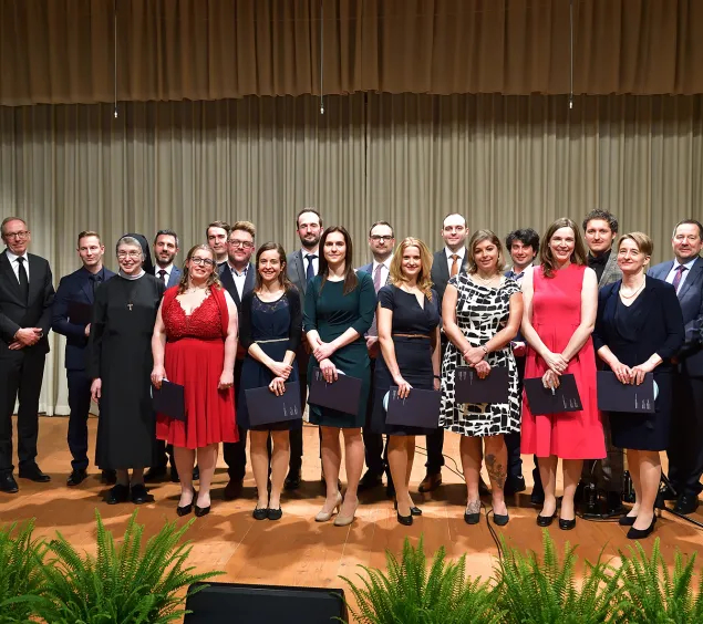 Gruppenbild der neuen Oberärzte 2023