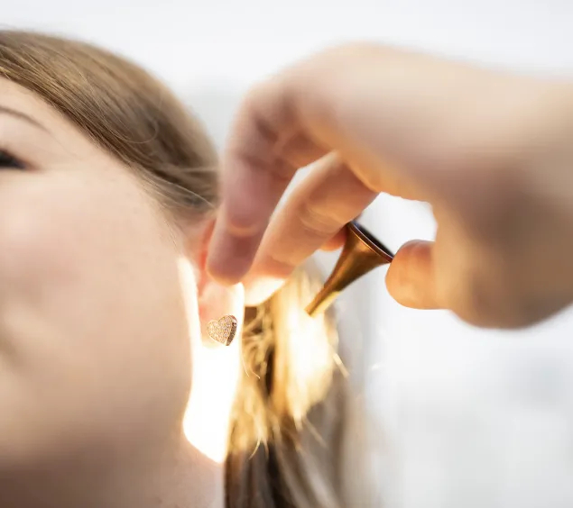 HNO Ohren-Untersuchung