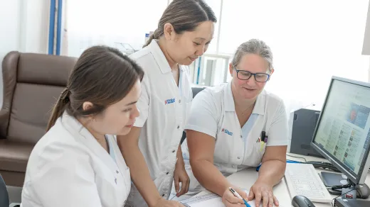 KWG_Internationale_Mitarbeiter.jpg, © Klinikum Wels-Grieskirchen / Nik Fleischmann