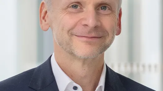 KWG_Rath_Björn_Dr_Prof_Prim_Ortho.jpg, © Klinikum Wels‐Grieskirchen