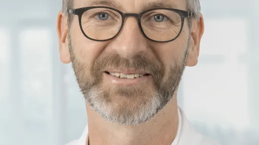 Dr. Martin Windpessl
