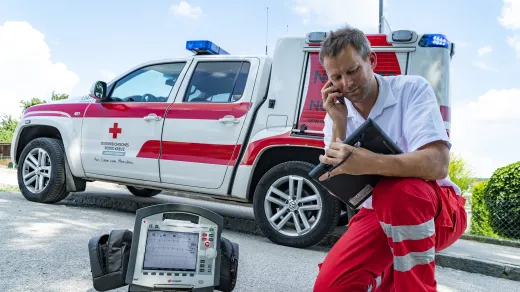 EKG Notfalleinsatzfahrzeug