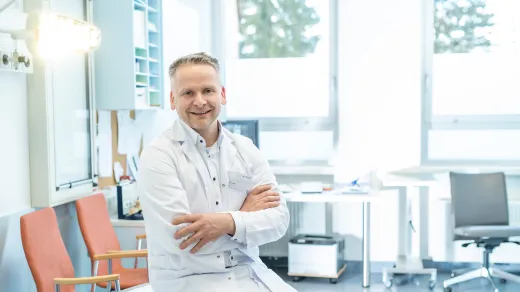 Björn Rath in der Orthopädie Ambulanz