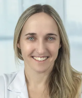 Mag. (FH) Angela Abbott