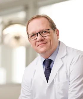 Prim. Dr. Thomas Keintzel, Leiter der Abteilung für Hals-, Nasen- und Ohrenkrankheite