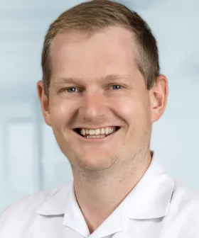 Dr. Karl Kronberger