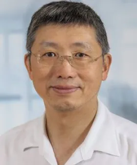 Oberarzt Dr. Fang Xu
