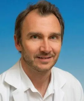 Oberarzt Dr. Roland Nömeyer