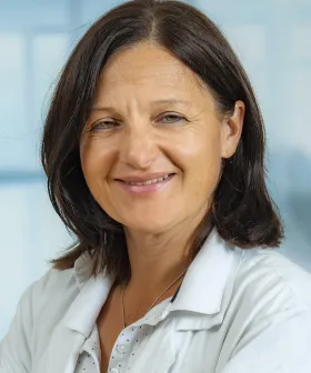 Oberärztin Dr. Angelika Weiß