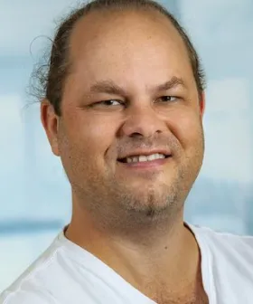 Oberarzt Dr. Oliver Pieper