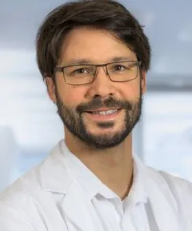 Oberarzt Dr. Alexander Leitner