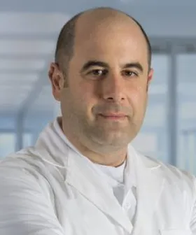 Oberarzt Dr. Avi Wassermann