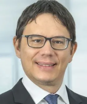 Oberarzt Dr. Yorck Zebuhr