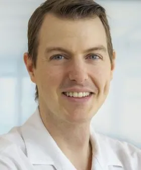 Oberarzt Dr. Lukas Mitterschiffthaler