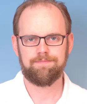 Oberarzt Dr. Dominik Widhalm