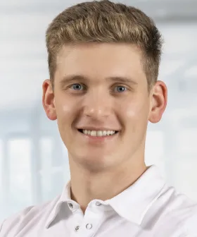 Assistenzarzt Dr. Hannes Lintner