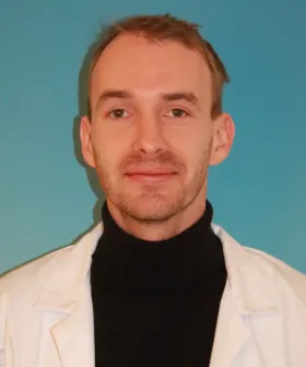 Assistenzarzt Dr. Oliver Gumpenberger BSc