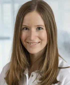 Assistenzärztin Dr. Alexandra Kroiss