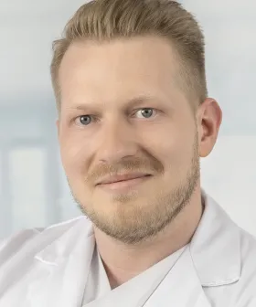 Oberarzt Dr. Michael Schmid