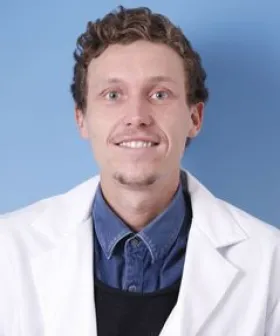 Assistenzarzt Dr. Julian Leitner