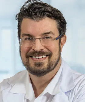 Oberarzt Dr. Vassilios Kessaris FEBO