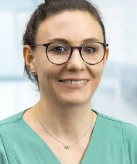 Oberärztin Dr. Sonja Schenk DESAIC
