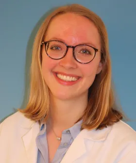 Assistenzärztin Dr. Isabella Wolf