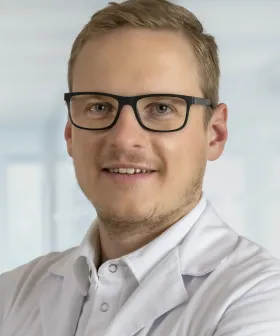 Oberarzt Dr. Paul Köglberger PhD, LL.M, MBA