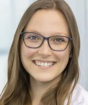 Assistenzärztin Dr. Theresa Voglhuber