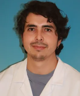 Assistenzarzt Dr. Gilberto Ariel Arevalo Gomez