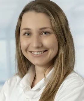 Zahnärztin Dr. Larissa Vogl