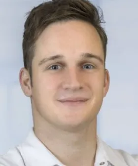 Assistenzarzt Dr. Maximilian Tost