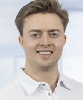 Assistenzarzt Dr. Konrad Max Weber