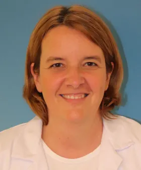 Dr. Julianna Béndek