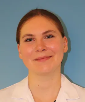 Assistenzärztin Dr. Leonie Baur