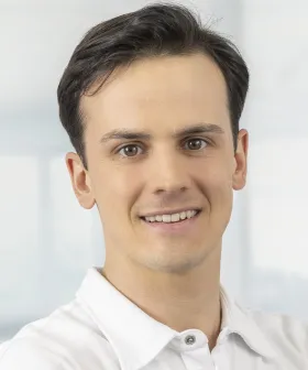 Dr. Georg Grömer