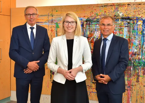 Mag. Dietbert Timmerer, Mag.a Christine Haberlander, Primarius Dr. Adrian Kamper