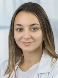 Turnusärztin Dr. Christa Popova