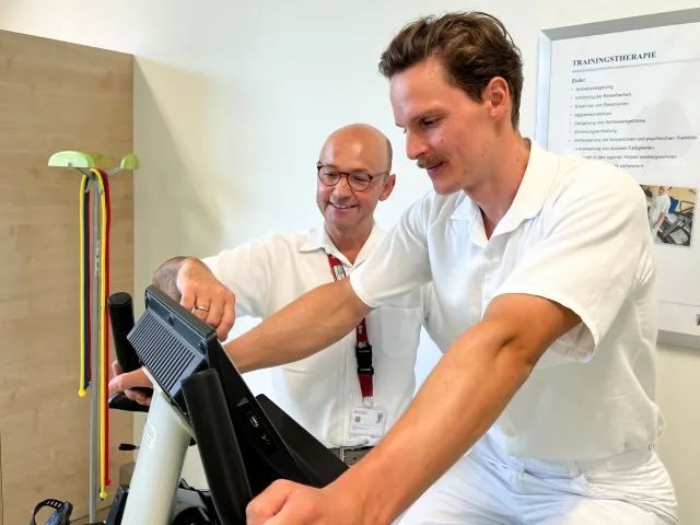 KWG_Schwimmen_Skreiner_Meindlhumer_00011.jpg, © Klinikum Wels-Grieskirchen